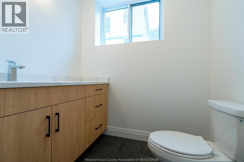 987 FORD BOULEVARD Unit# 2, Windsor, Ontario, N8S2E8 — Photo 19