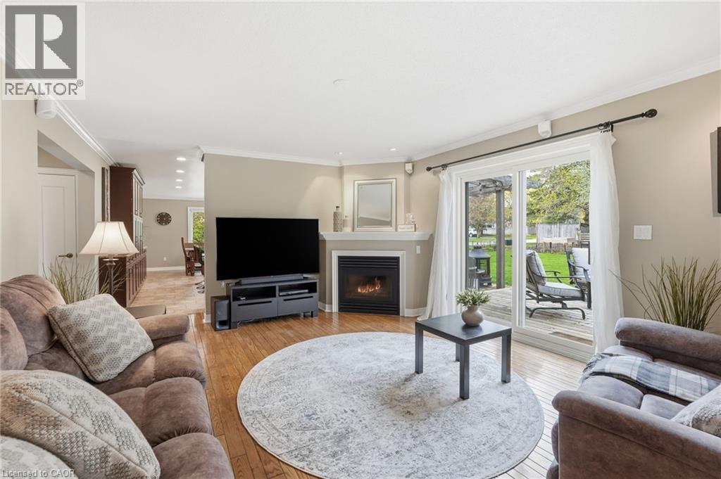 6 VANSTRAALEN Street - 14