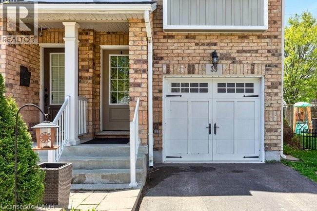 39 DURKSEN Drive, St. Catharines, Ontario, L2R0A7 — Photo 2