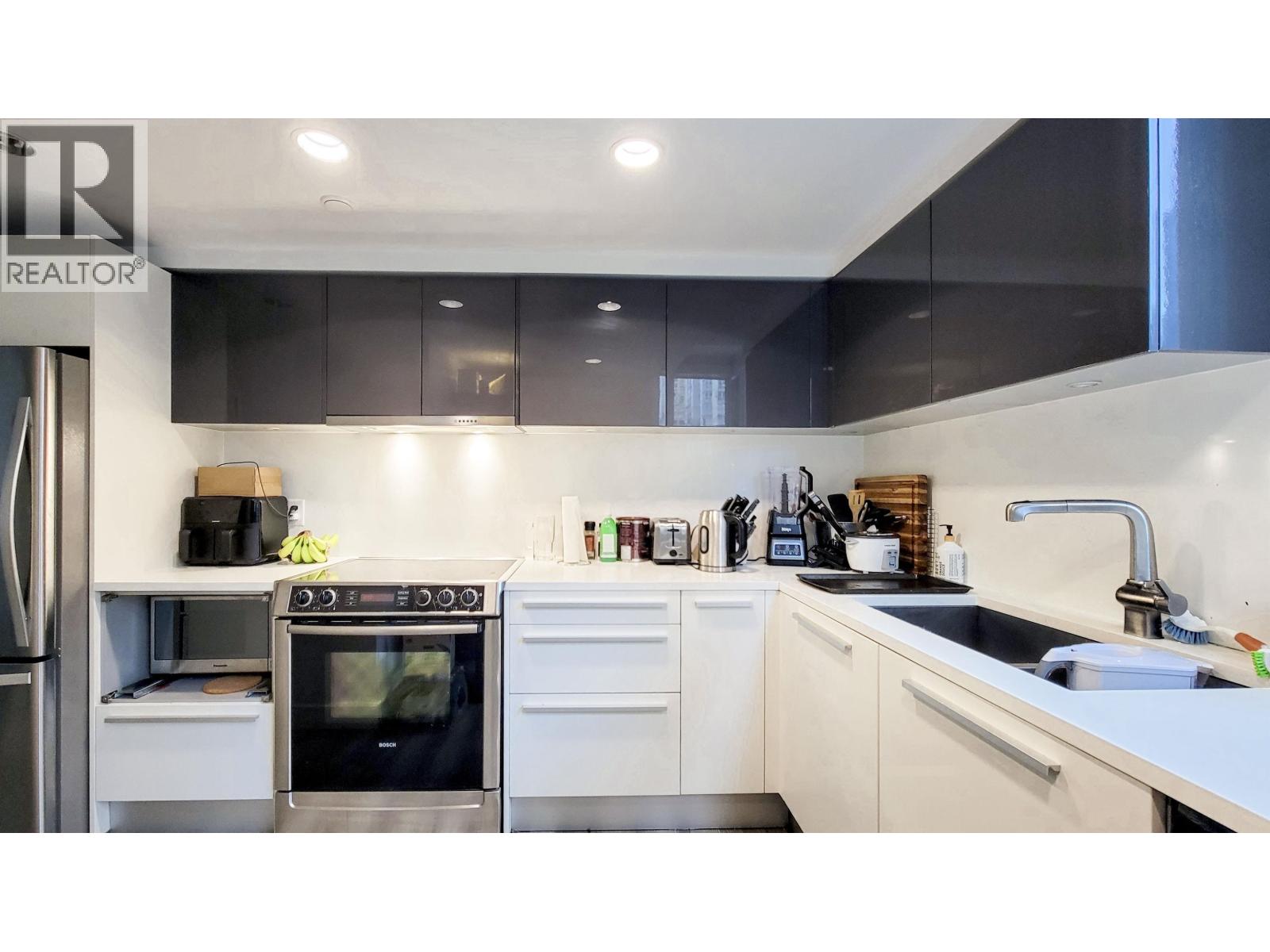 2 Bed, 2 Bath Apartment for Sale in Vancouver – 301 1323 HOMER STREET, Vancouver – MLS# R3122026 - Image 15