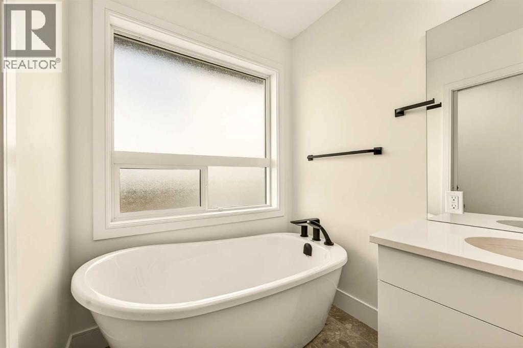 3125 44 Street S - 23