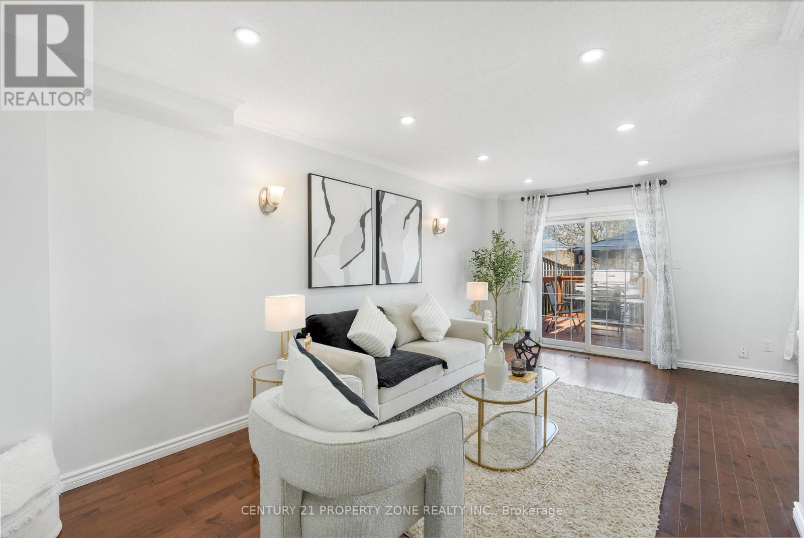 240 SIMMONS BOULEVARD - 5