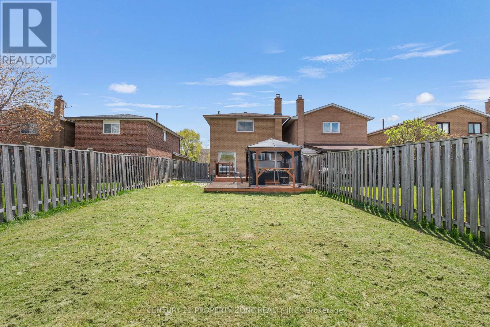 240 SIMMONS BOULEVARD - 33