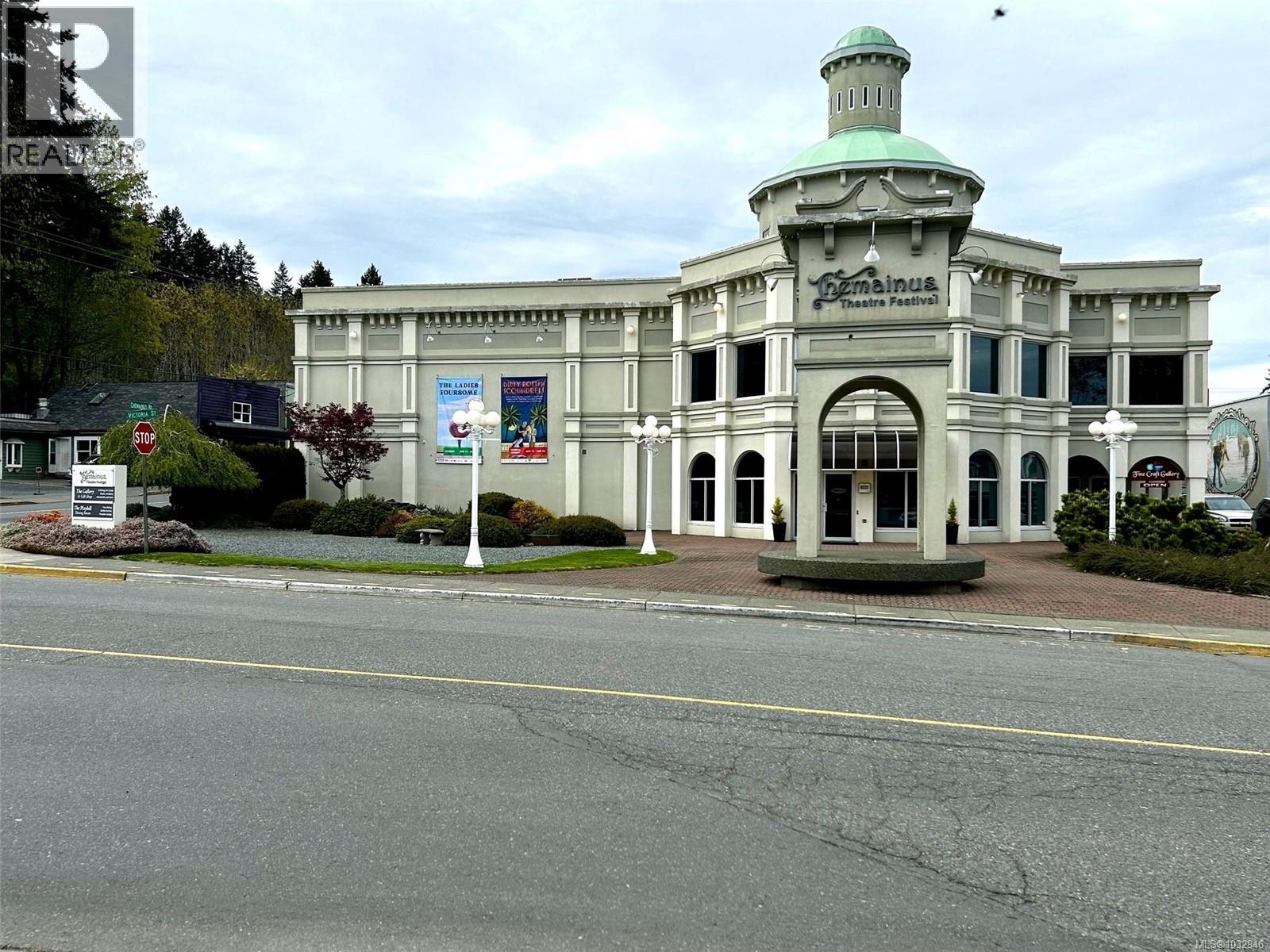 2950 Elm St - 41
