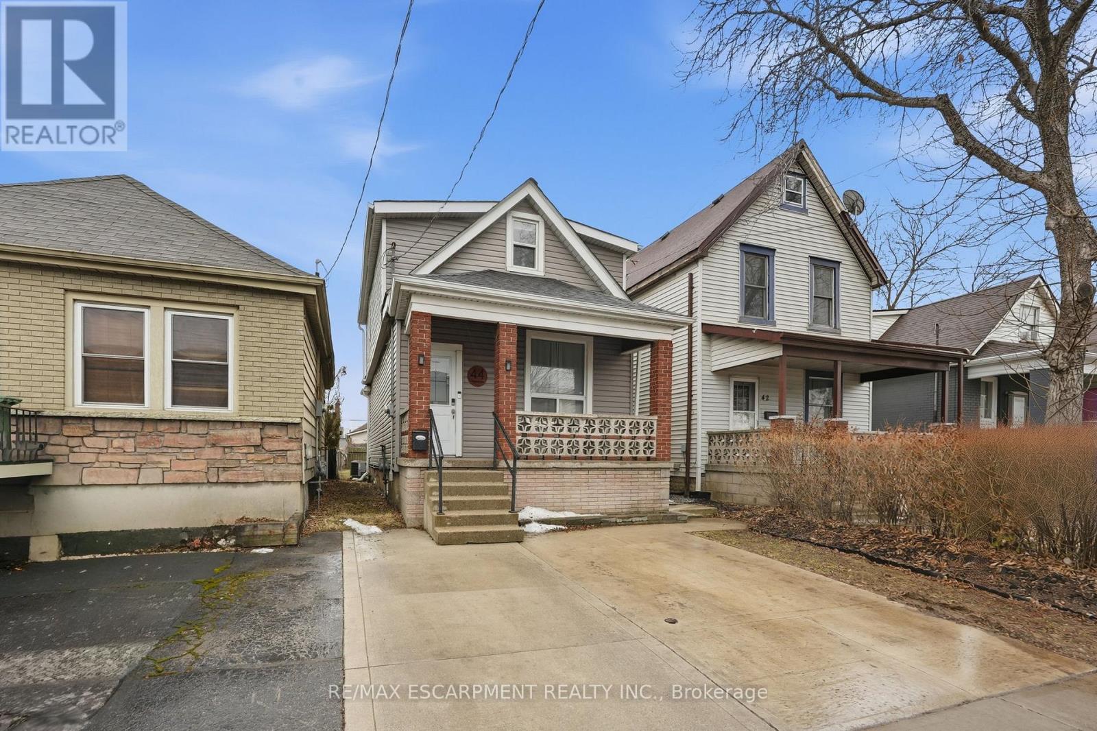 44 WHITFIELD AVENUE - 3