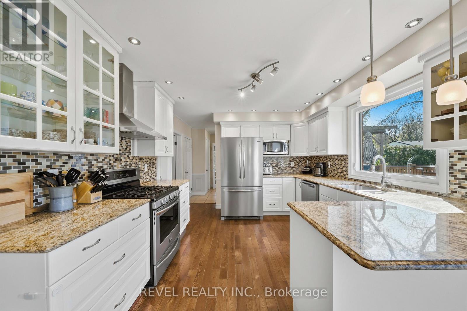 1068 PRINCE GEORGE ROAD - 12