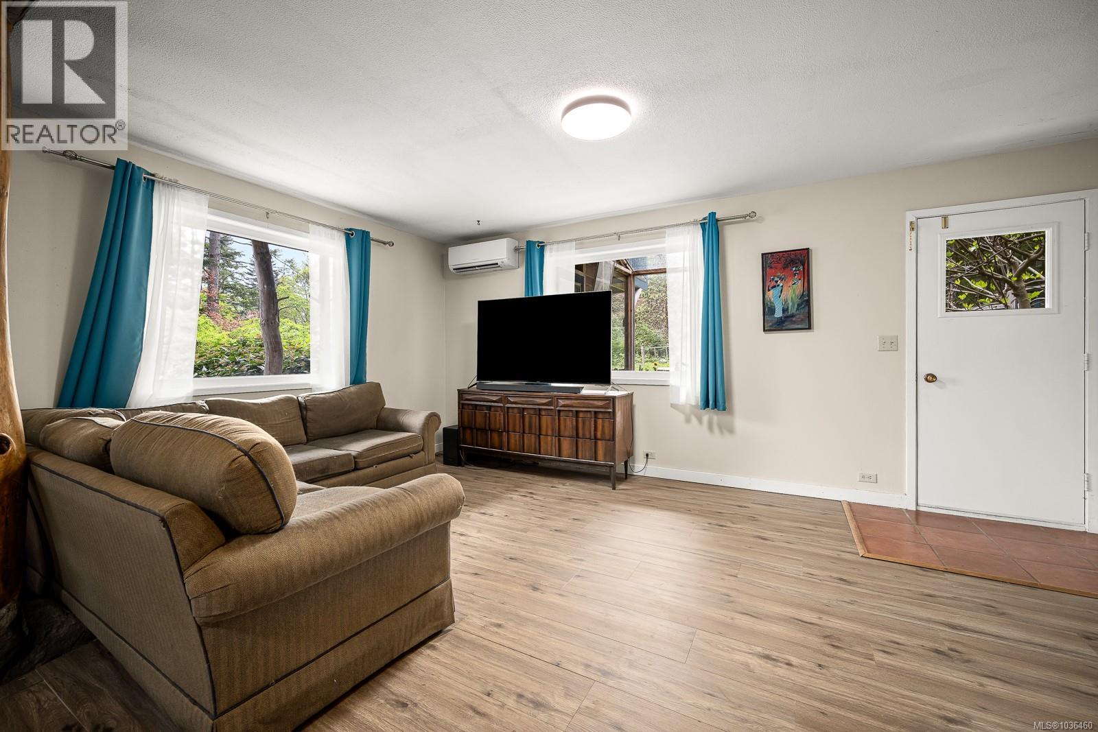9510 McFarlane Rd - 28