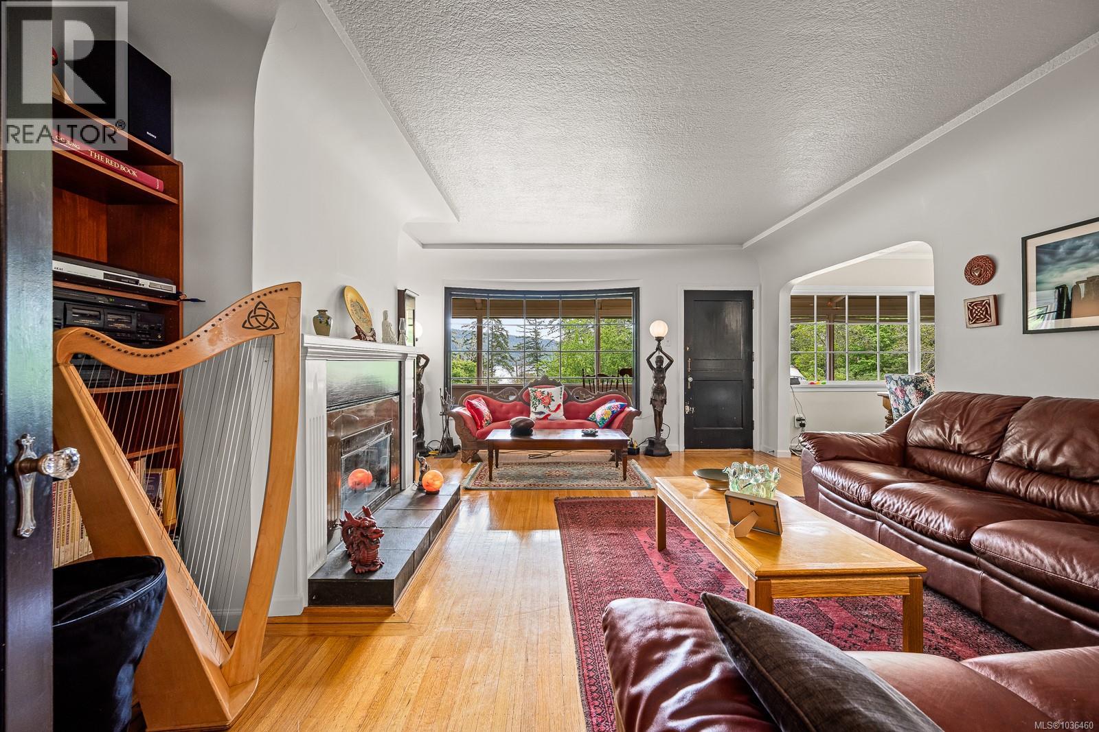 9510 McFarlane Rd - 4