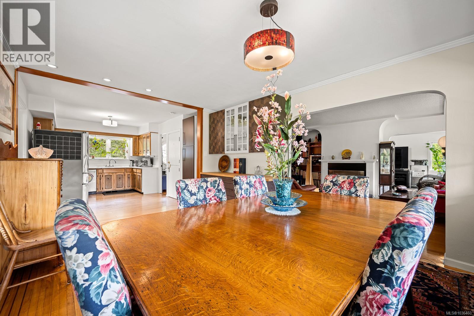 9510 McFarlane Rd - 7