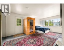 Living room - 9510 Mcfarlane Rd, Denman Island, BC V0R1T0 Photo 17