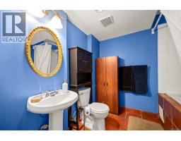 9510 Mcfarlane Rd, Denman Island, BC V0R1T0 Photo 38