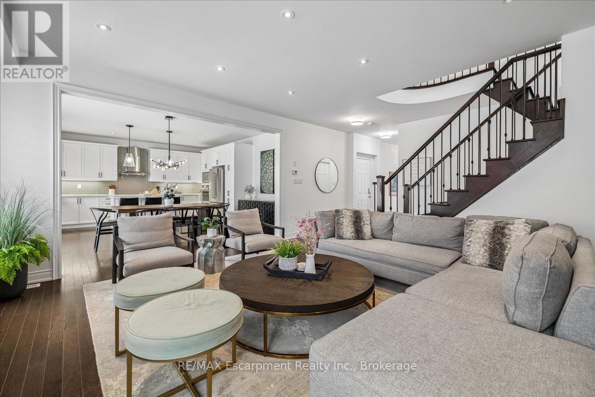 2400 SPRING MEADOW WAY - 12