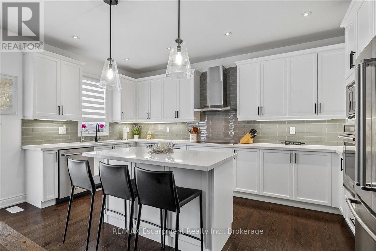 2400 SPRING MEADOW WAY - 17
