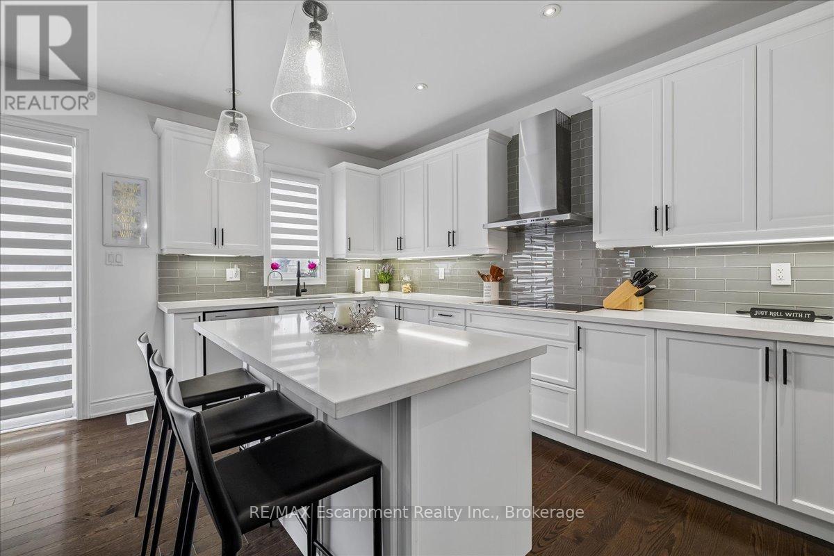 2400 SPRING MEADOW WAY - 19