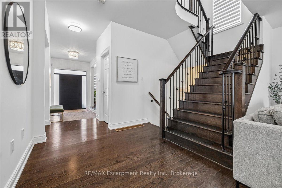 2400 SPRING MEADOW WAY - 23