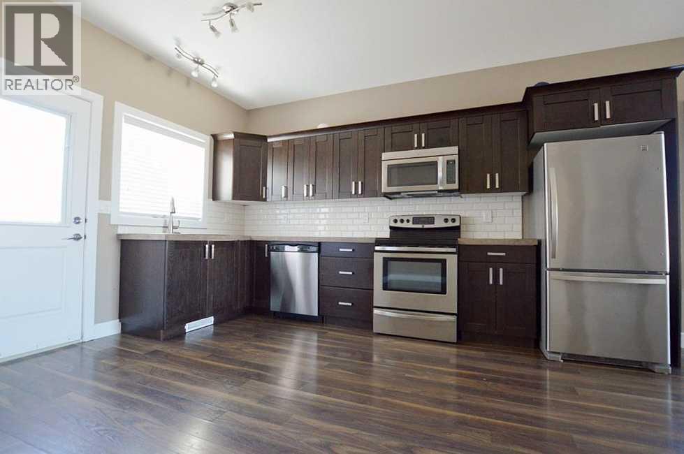 9029 80A Avenue - 4