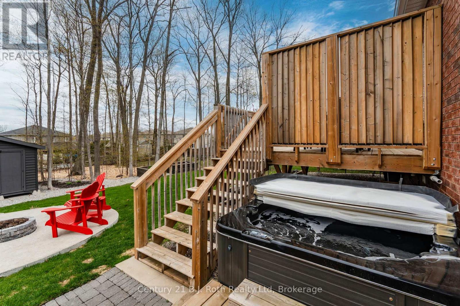 24 HUNTER AVENUE - 37
