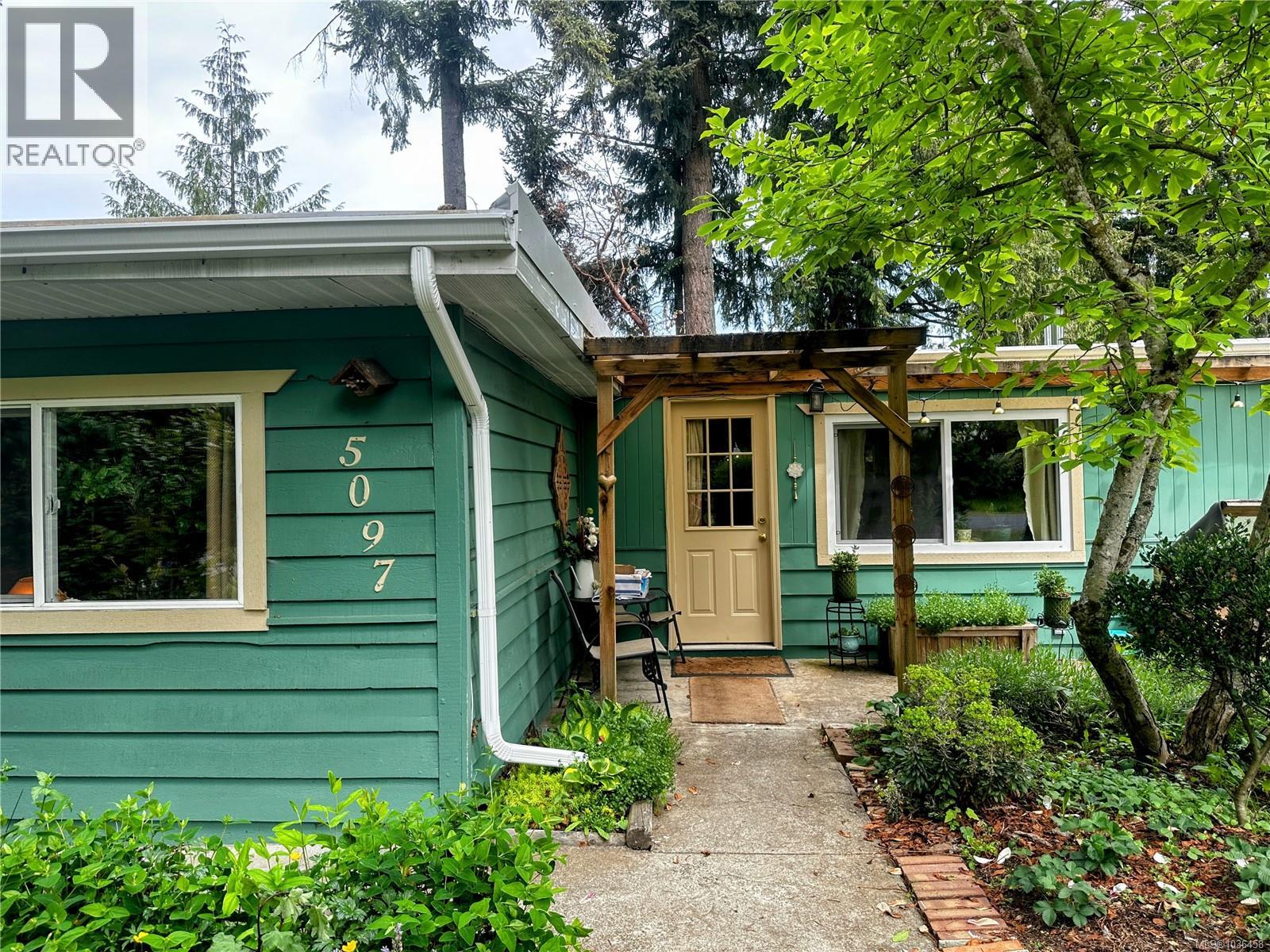 5097 Grouhel Rd - 1