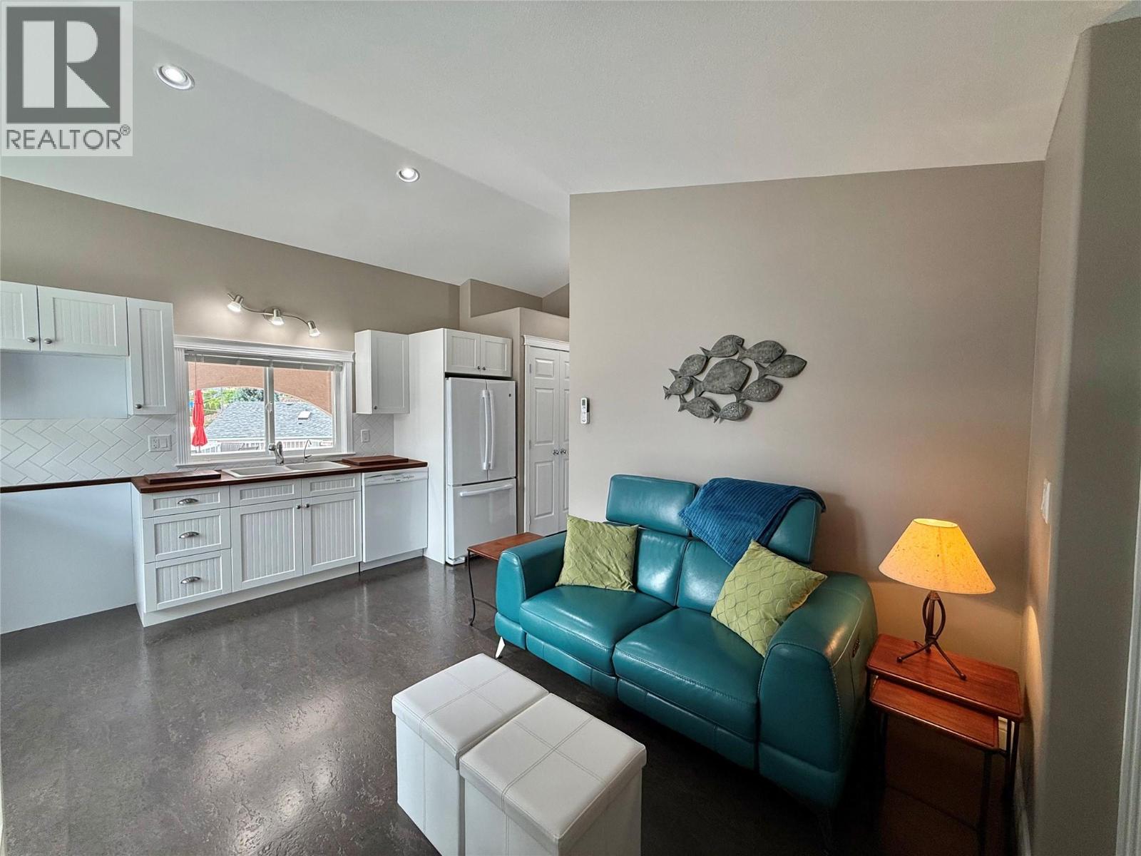 18 Magnolia Place - 60