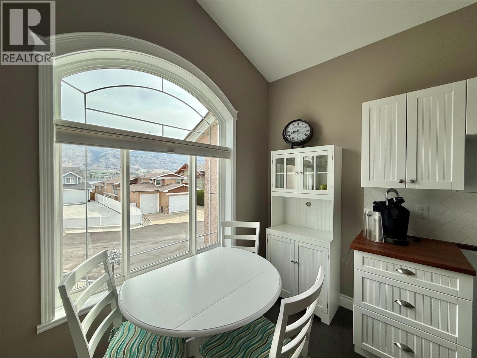 18 Magnolia Place, Osoyoos