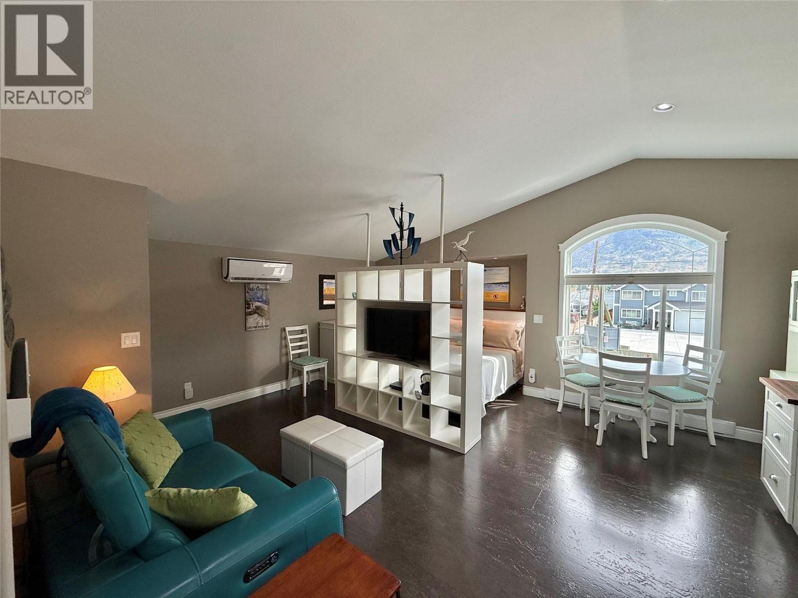 18 Magnolia Place, Osoyoos