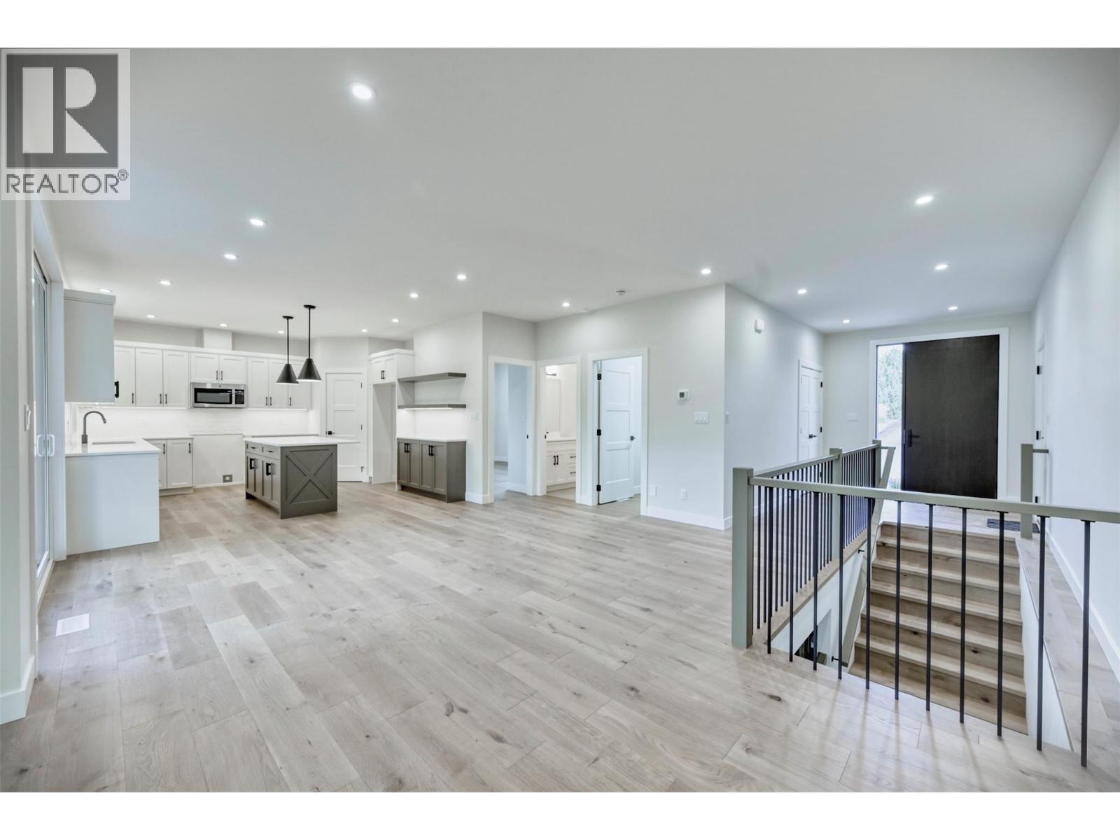 3620 LOBELIA Drive, Osoyoos