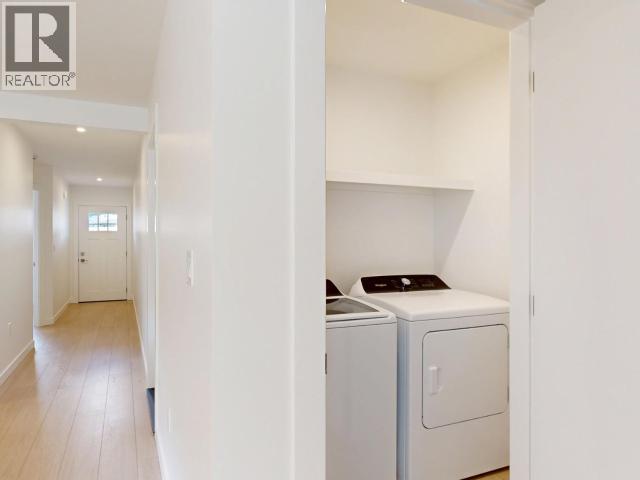7164 EDGEHILL CRESCENT - 11