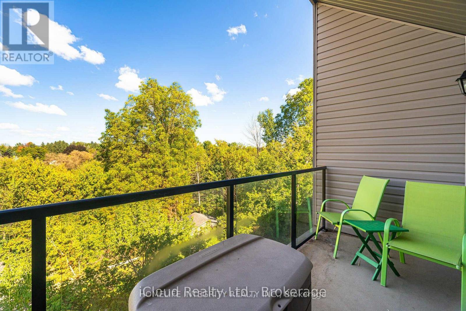 #402 69 BOYNE STREET - 5