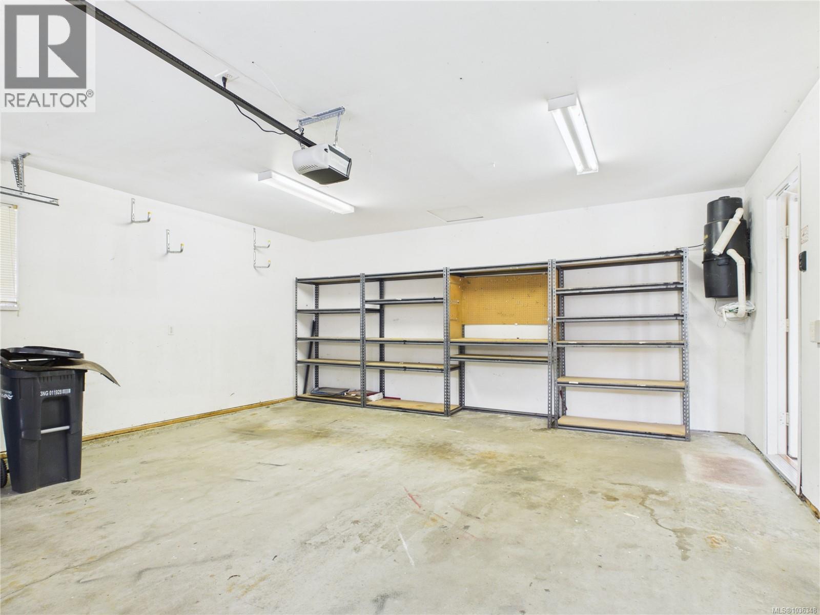 5673 Carrington Rd - 28