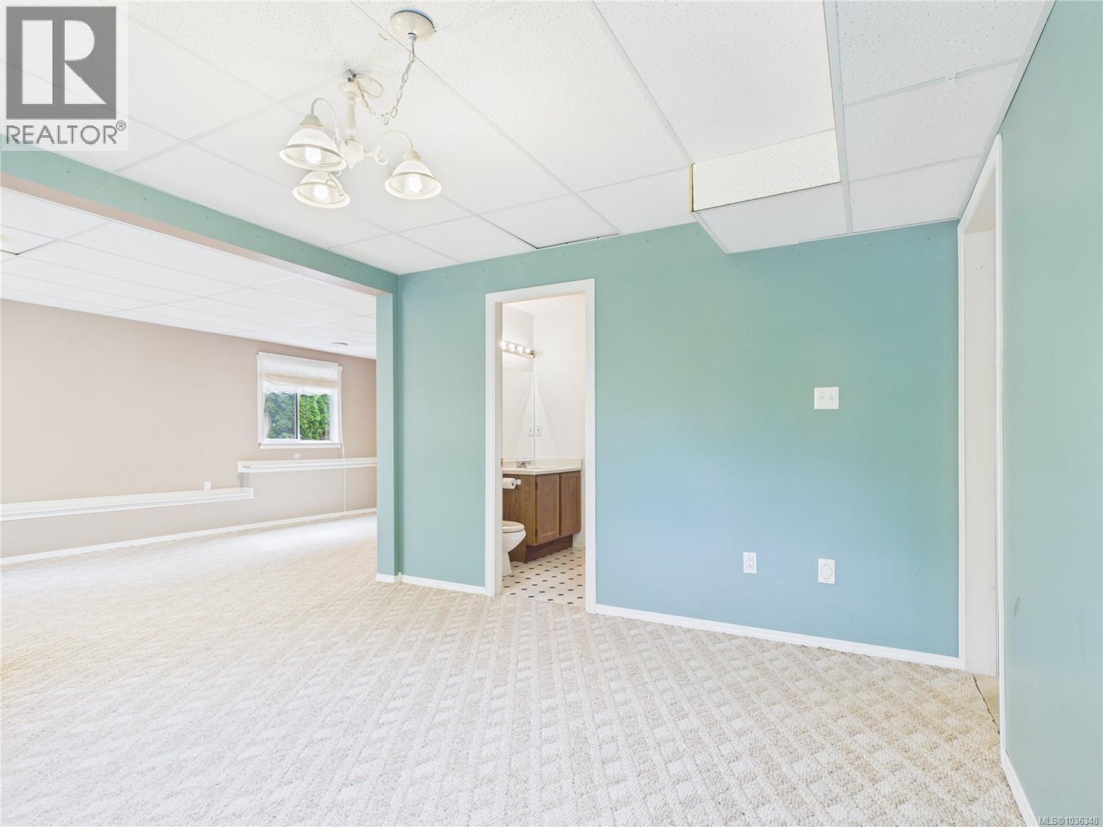 5673 Carrington Rd - 32