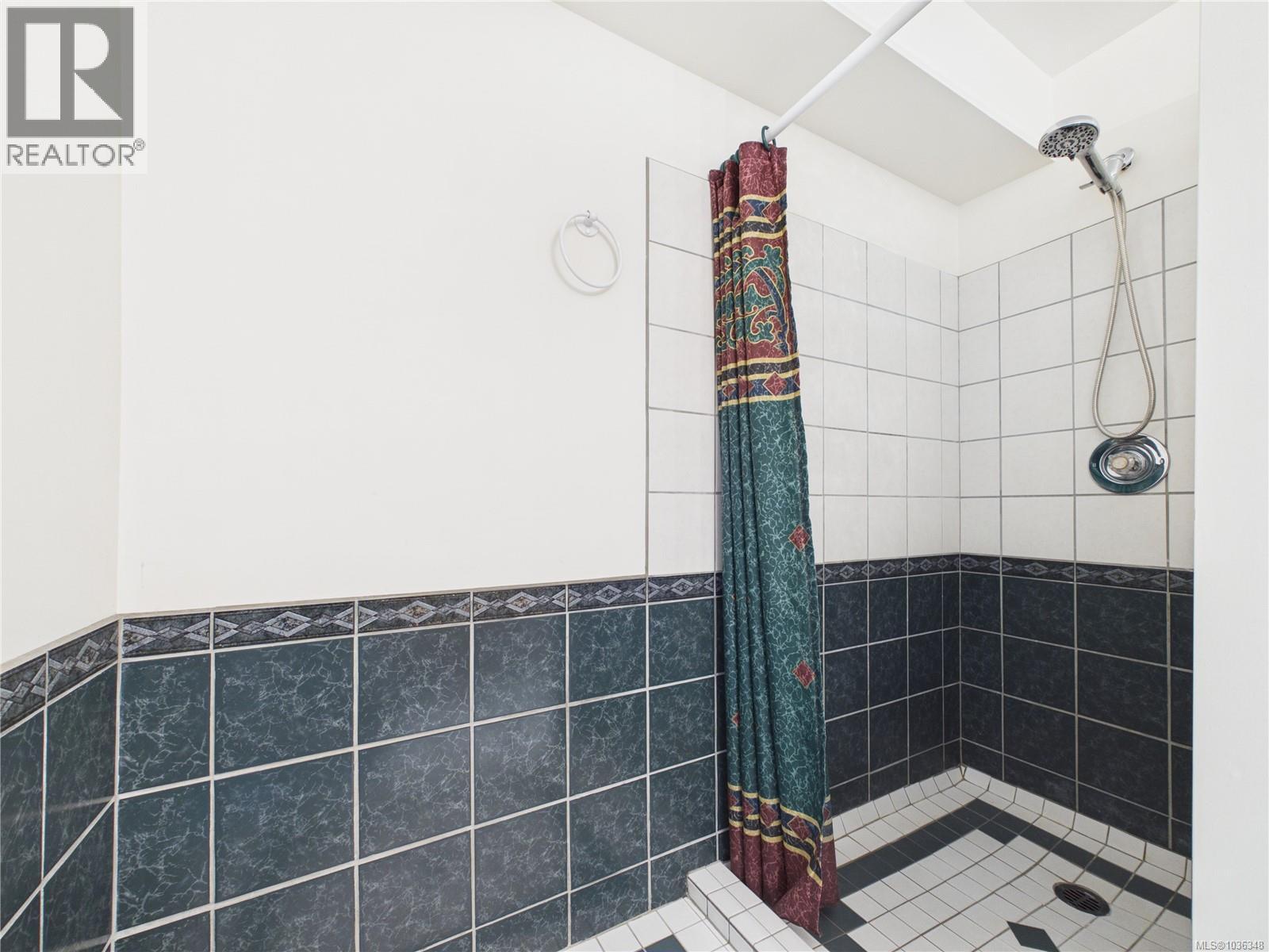 5673 Carrington Rd - 44