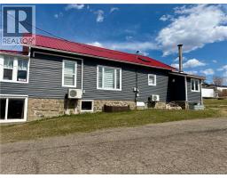 Laundry room - 300 Boulevard St-pierre Ouest, Caraquet, NB E1W1A3 Photo 7