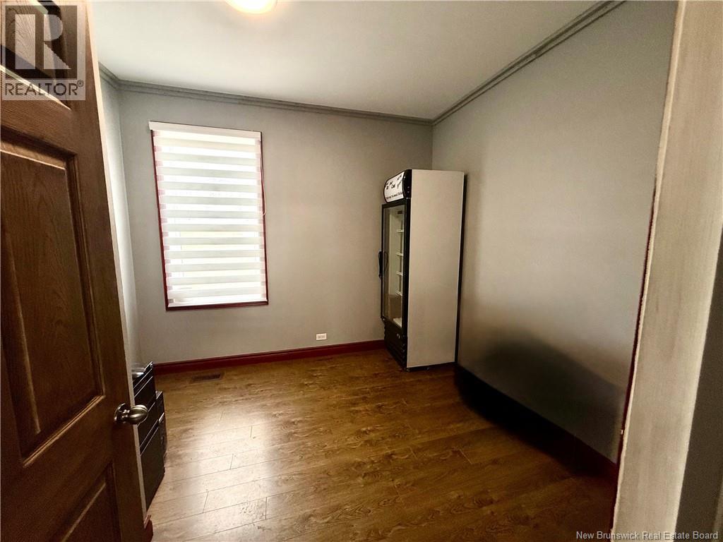 300 Boulevard St-Pierre Ouest - 16