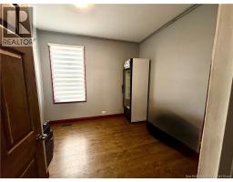 300 Boulevard St-pierre Ouest, Caraquet, NB E1W1A3 Photo 16