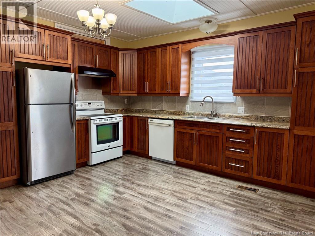 300 Boulevard St-Pierre Ouest - 12