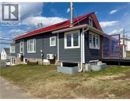 Bedroom - 300 Boulevard St-pierre Ouest, Caraquet, NB E1W1A3 Photo 8