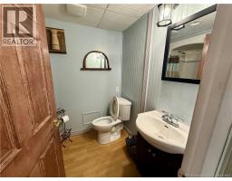 300 Boulevard St-pierre Ouest, Caraquet, NB E1W1A3 Photo 45