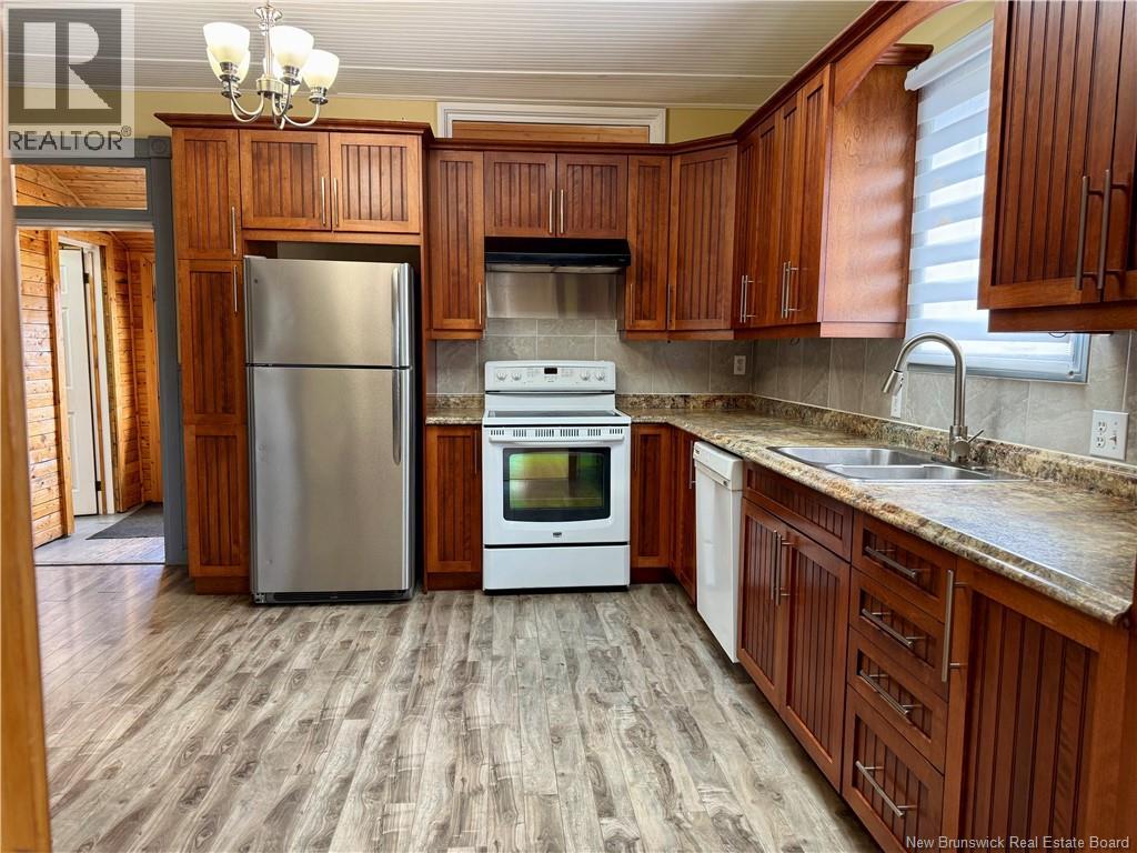 300 Boulevard St-Pierre Ouest - 13