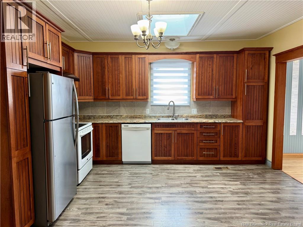 300 Boulevard St-Pierre Ouest - 15