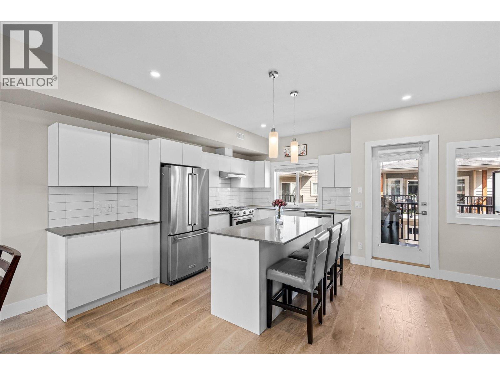 #17 255 Taylor Road - Image 2