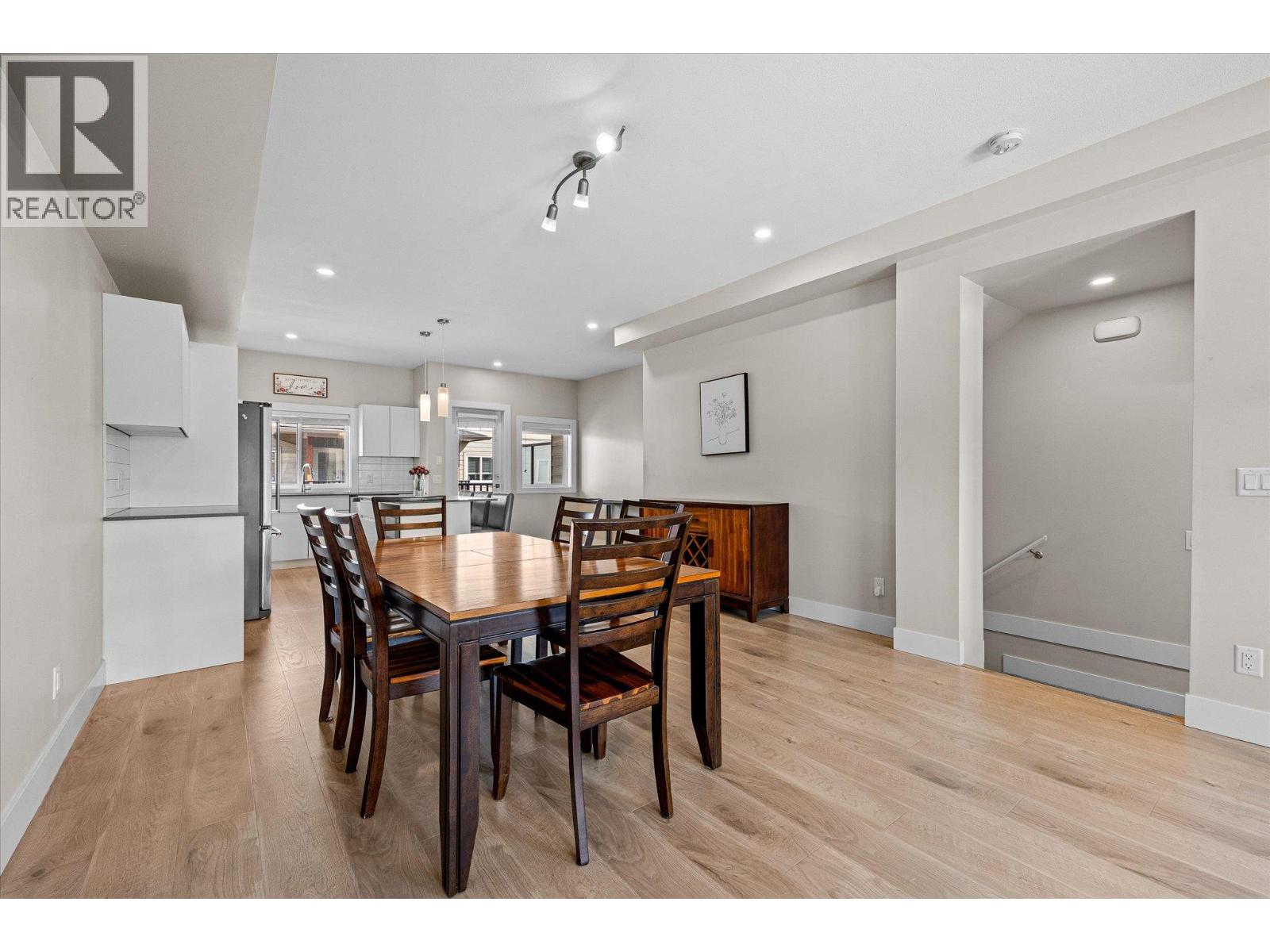 #17 255 Taylor Road - 12