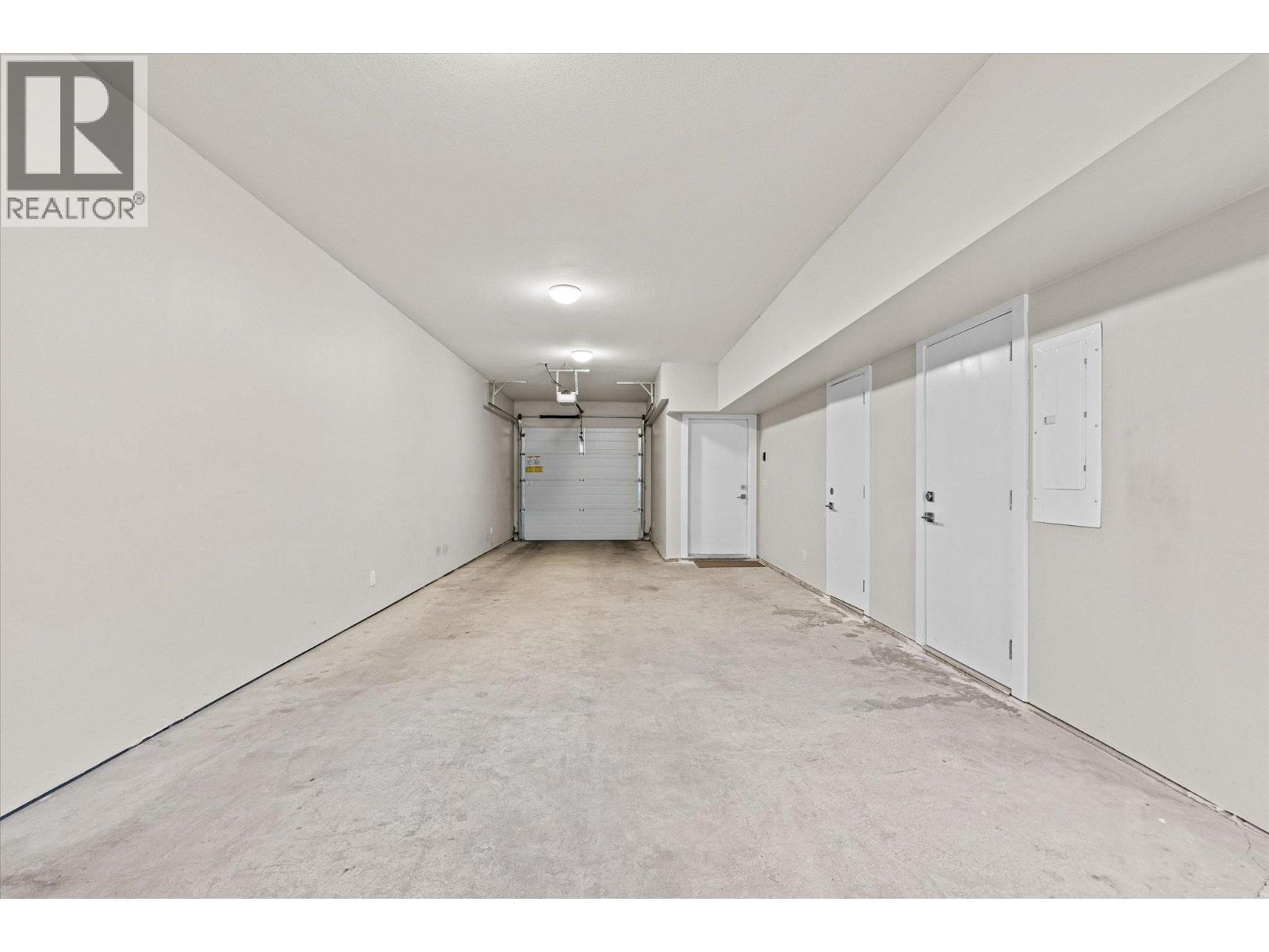 #17 255 Taylor Road - 31