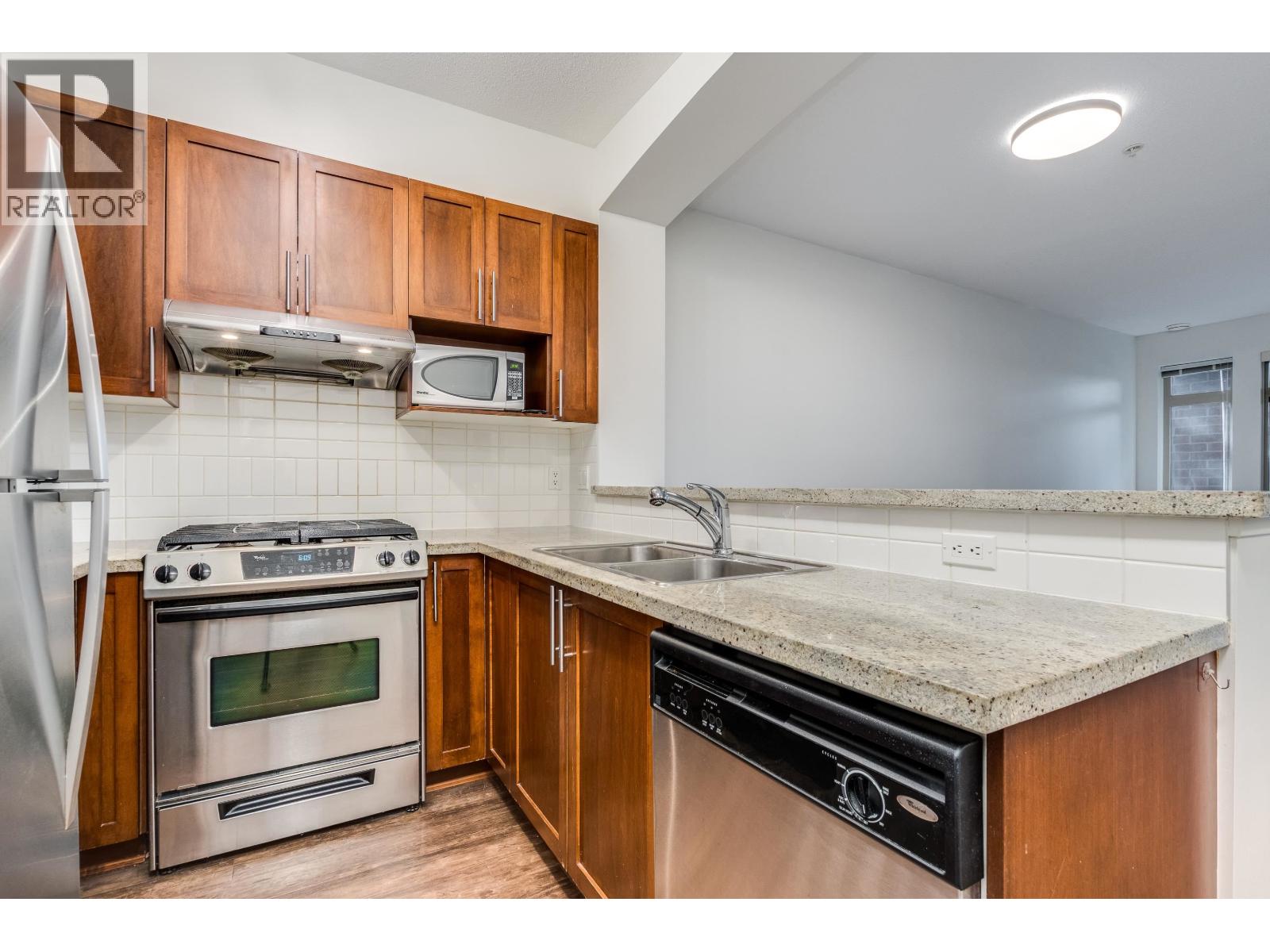 2 Bed, 2 Bath Apartment for Sale in Vancouver – 203 2250 WESBROOK MALL, Vancouver – MLS# R3122130 - Image 6