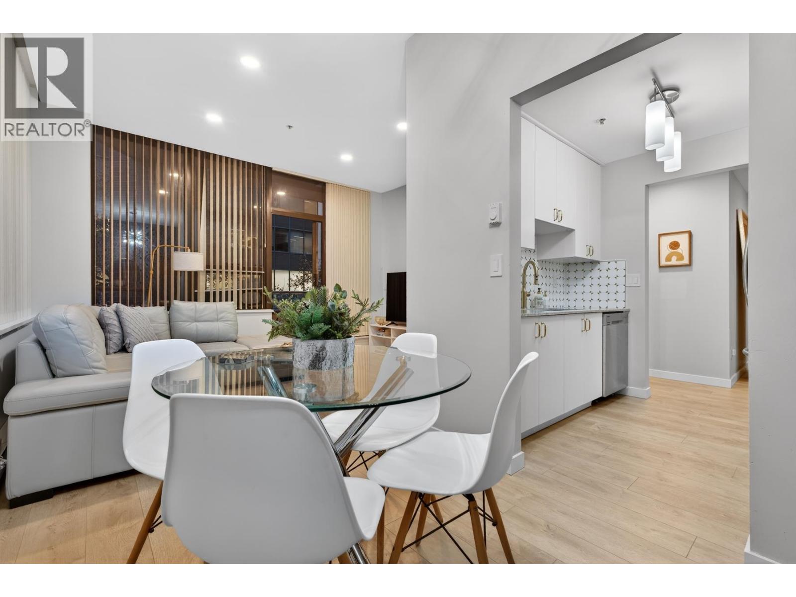 1 Bed, 1 Bath Apartment for Sale in Vancouver – 311 1010 HOWE STREET, Vancouver – MLS# R3122131 - Image 11