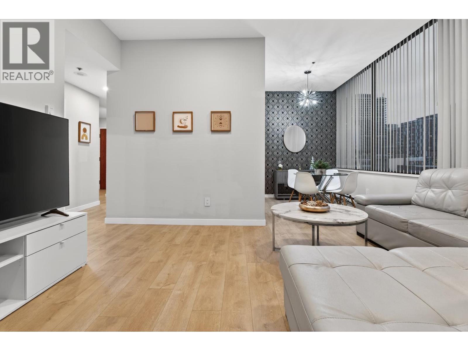 1 Bed, 1 Bath Apartment for Sale in Vancouver – 311 1010 HOWE STREET, Vancouver – MLS# R3122131 - Image 8
