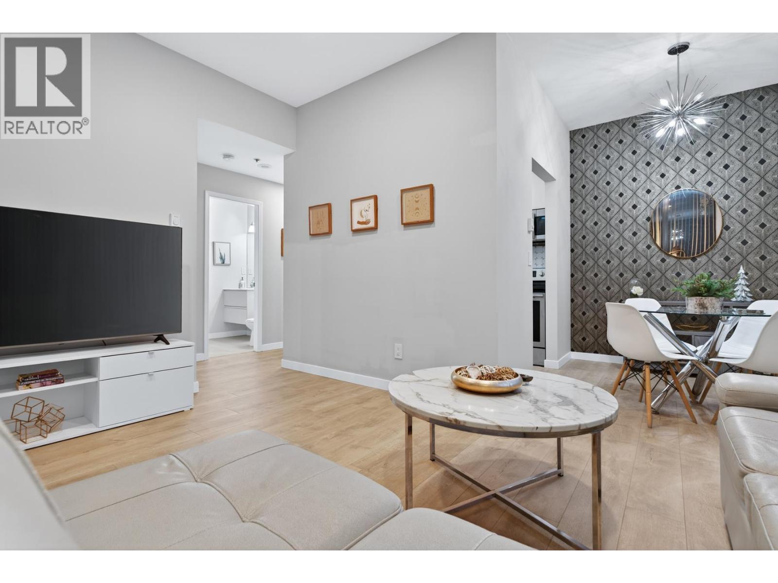 1 Bed, 1 Bath Apartment for Sale in Vancouver – 311 1010 HOWE STREET, Vancouver – MLS# R3122131 - Image 9