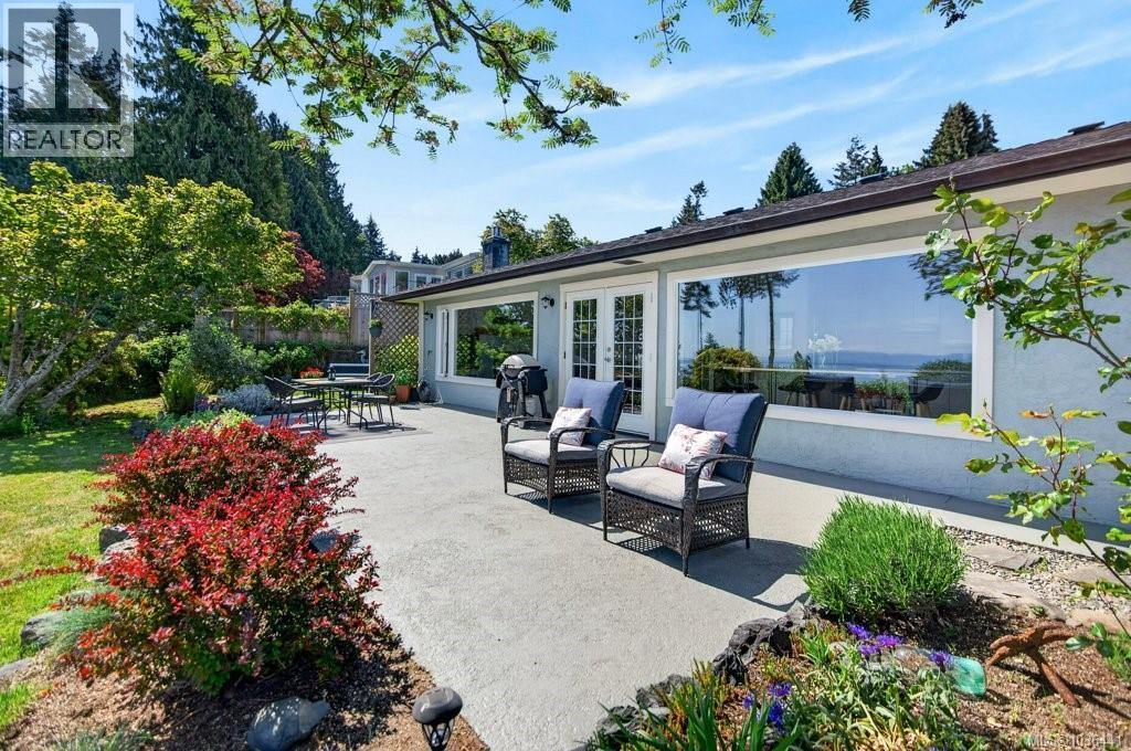 5041 Seaview Dr - 57