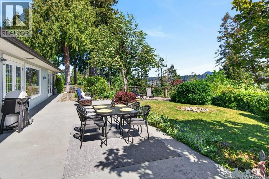 5041 Seaview Dr - 63