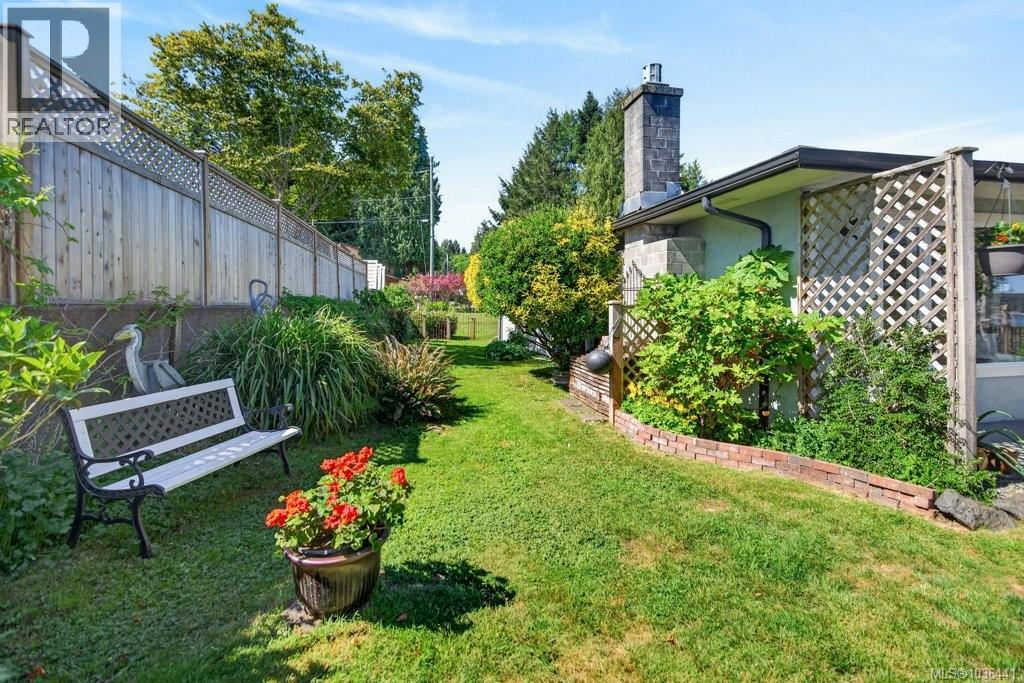 5041 Seaview Dr - 64