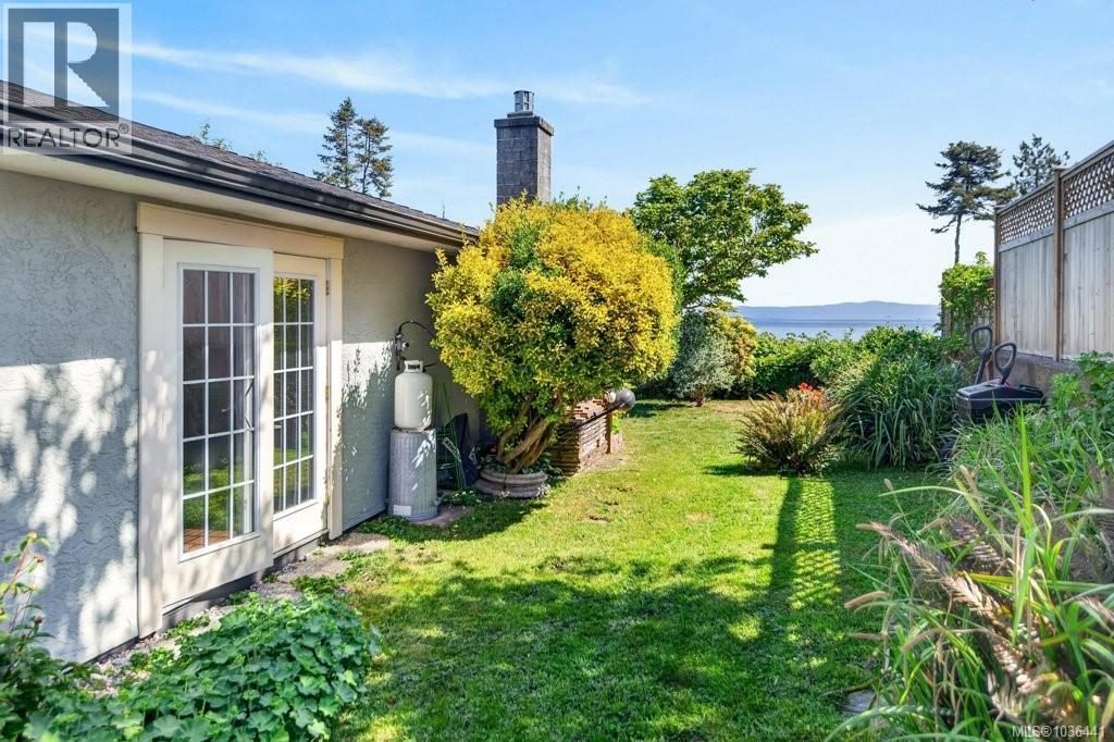 5041 Seaview Dr - 65